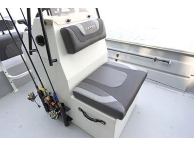 2024 Lund 1870 Predator 1870 Predator tiller alt