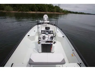 2024 Crestliner 2000 Bay