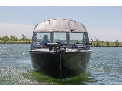 Crestliner Commander 2050 Commander 2024 alt