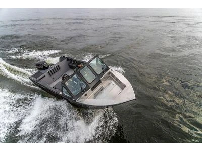 Crestliner Commander Elite 2050 Commander Elite 2024 alt