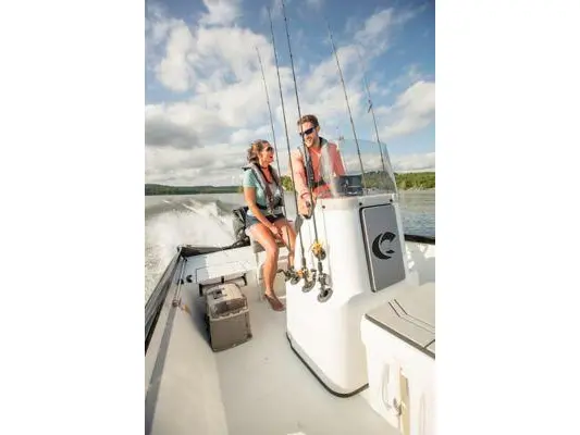 2024 Crestliner 2000 Bay