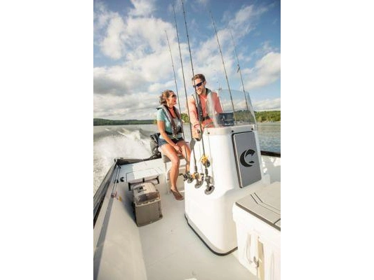 2024 Crestliner Bay 2000 Bay alt