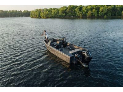 Crestliner Authority 2250 Authority 2024 alt