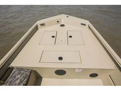 2024 Crestliner 1660 Retriever Jon Deluxe