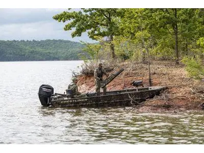 2024 Crestliner 1760 Retriever Jon Deluxe