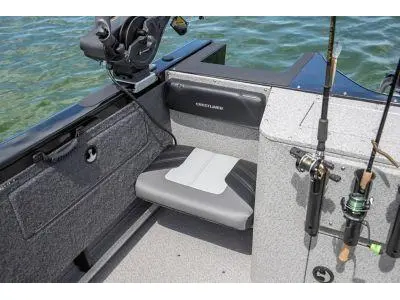 2024 Crestliner 2050 Authority