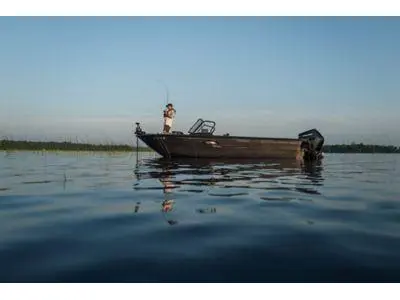 2024 Crestliner 2250 Authority