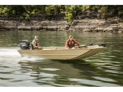 2024 Crestliner 1860 Retriever Jon Deluxe