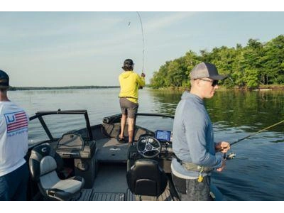 2024 Crestliner Super Hawk 1950 Super Hawk alt