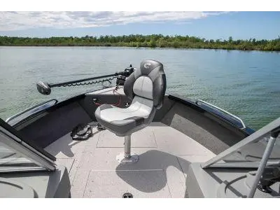 2024 Crestliner 2250 Authority