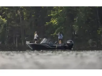 2024 Crestliner 1650 Hawk