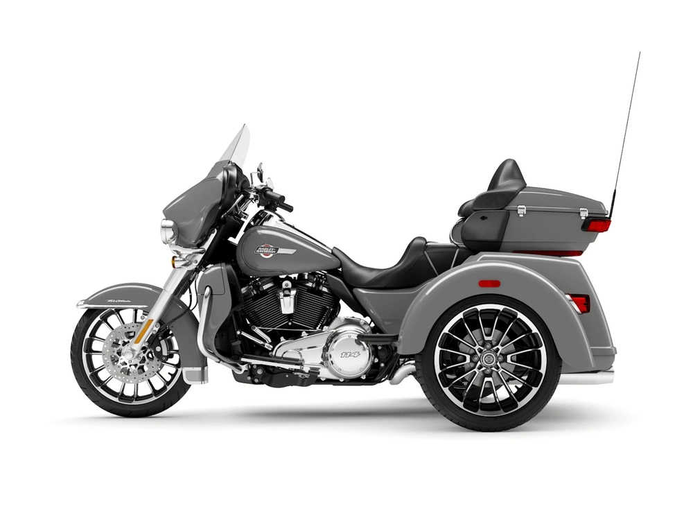 Harley-Davidson Tri Glide® Ultra Tri Glide® Ultra Billiard Gray (Garniture en chrome) 2025 alt