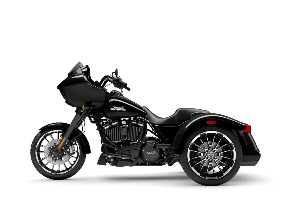 Harley-Davidson Road Glide® 3 Vivid Black (Garniture en noir) 2025