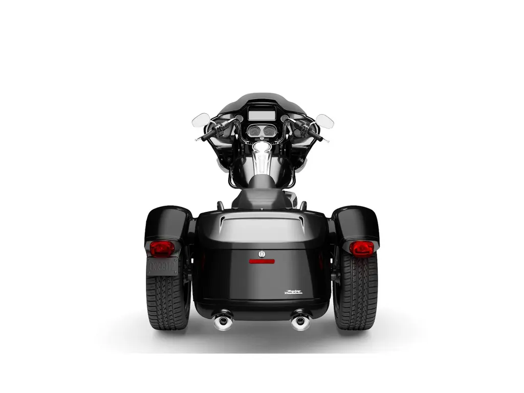 2025 Harley-Davidson Road Glide® 3 Vivid Black (Chrome Finish)