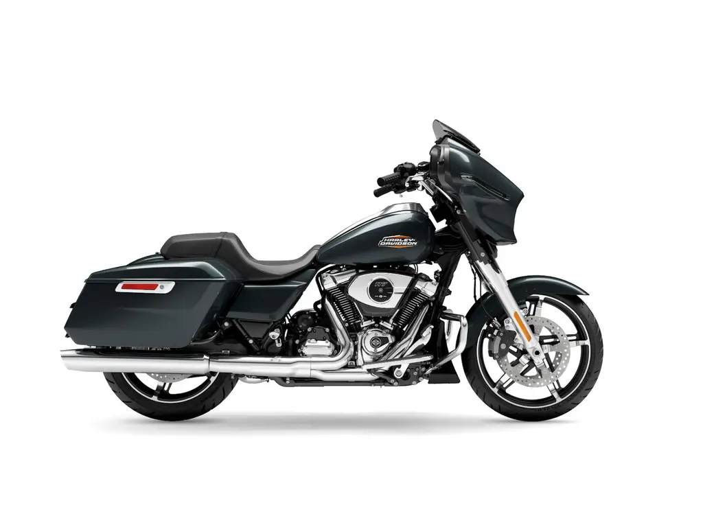 2025 Harley-Davidson Street Glide® Iron Horse Metallic (Chrome Finish)