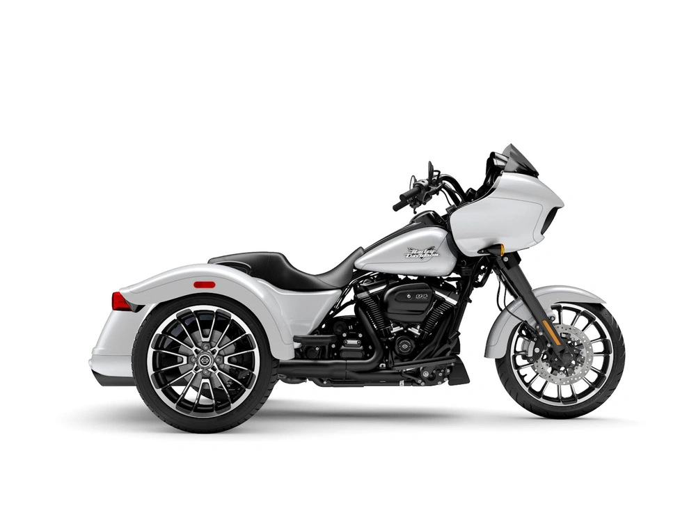 Harley-Davidson Road Glide® 3 Road Glide® 3 White Onyx Pearl (Garniture en noir) 2025 alt