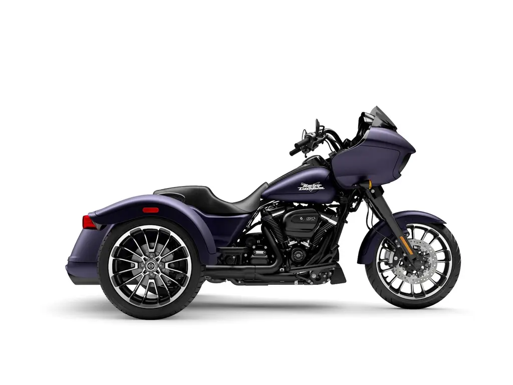 2025 Harley-Davidson Road Glide® 3 Purple Abyss Denim (Black Finish)