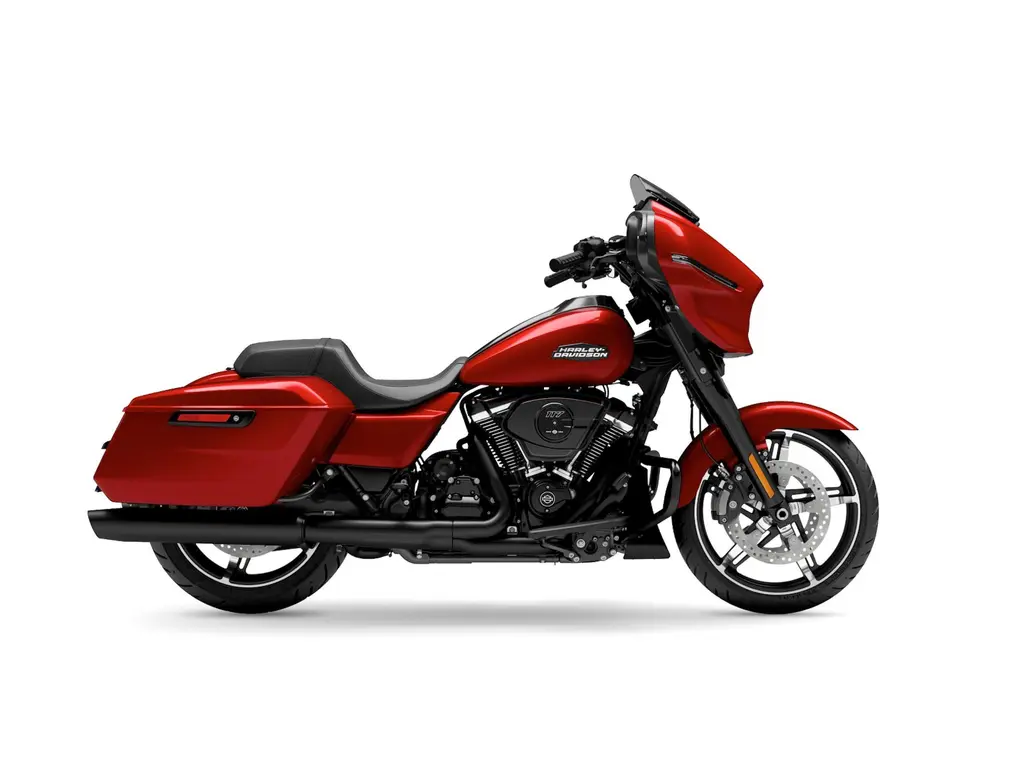 2025 HarleyDavidson Street Glide® Brilliant Red (Black Finish) for