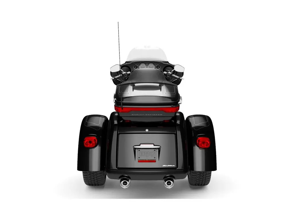 2025 Harley-Davidson Tri Glide® Ultra Vivid Black (Chrome Finish)