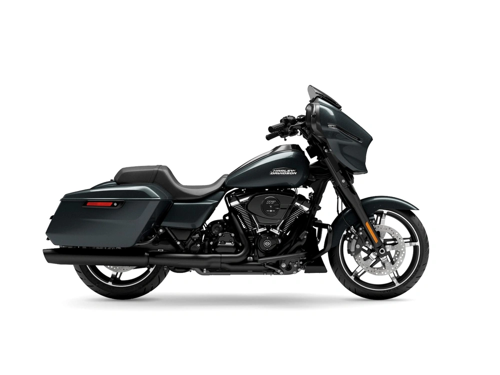2025 Harley-Davidson Street Glide® Street Glide® Iron Horse Metallic (Black Finish) alt