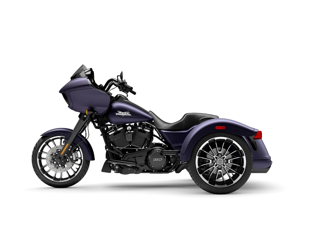 2025 Harley-Davidson Road Glide® 3 Road Glide® 3 Purple Abyss Denim (Black Finish) alt