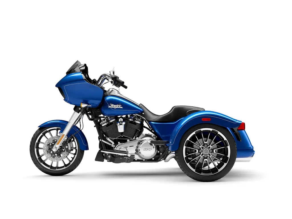2025 Harley-Davidson Road Glide® 3 Blue Burst (Chrome Finish)