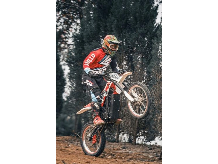 2025 RFN Apollo RFN Rally Apollo RFN Rally alt