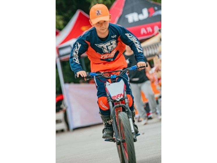 2025 RFN EVO-18 EVO-18 alt