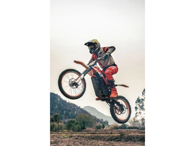 RFN Apollo RFN Rally Apollo RFN Rally 2025 alt