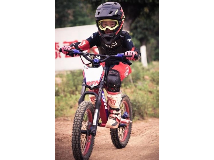 RFN EVO-18 EVO-18 2025 alt