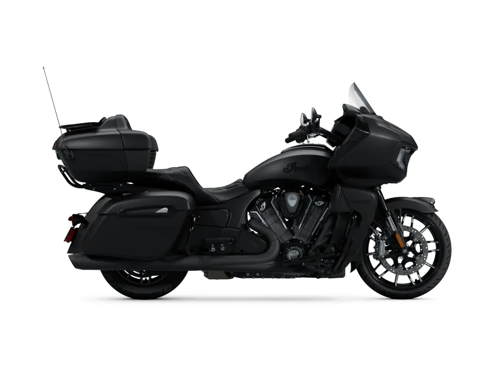 2025 Indian Motorcycle Indian Pursuit Dark Horse Black Smoke