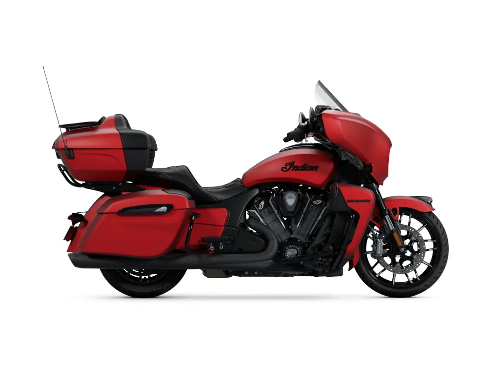 2025 Indian Motorcycle Roadmaster PowerPlus Dark Horse with PowerBand Audio Package Sunset Red Smoke