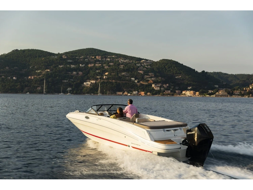 Bayliner VR6 OUTBOARD VR6 OUTBOARD Blue Hull Sides (White Bottom) 2025 alt