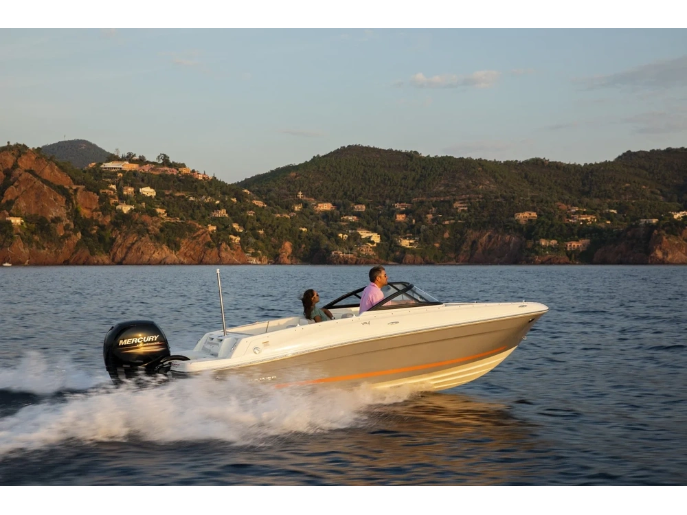 2025 Bayliner VR4 OUTBOARD VR4 OUTBOARD Blue Hull Sides (White Bottom) alt