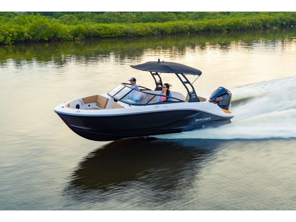 2025 Bayliner V20 V20 Solid Blue Hull alt