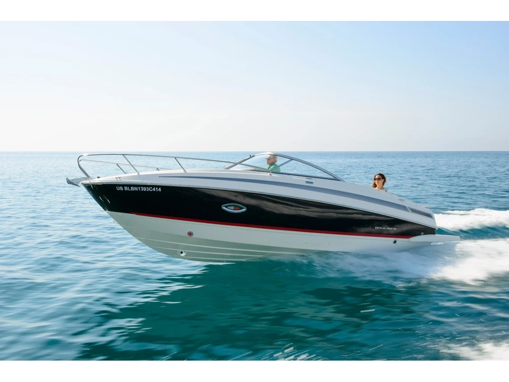 2025 Bayliner 742R 742R Black Hull Sides (White Bottom) alt