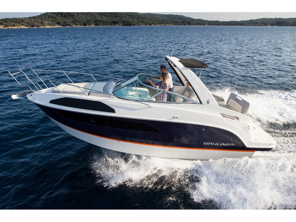 Bayliner CIERA 8 CIERA 8 Blue Hull Sides (White Bottom) 2025 alt