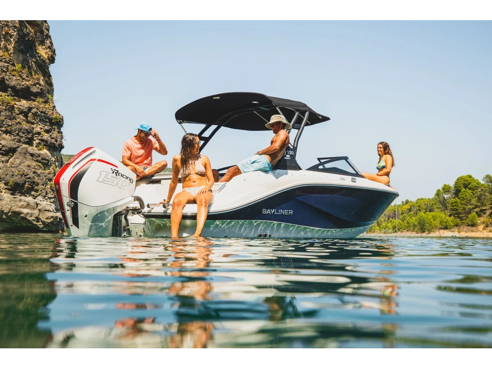 Bayliner V20 V20 Solid Blue Hull 2025 alt