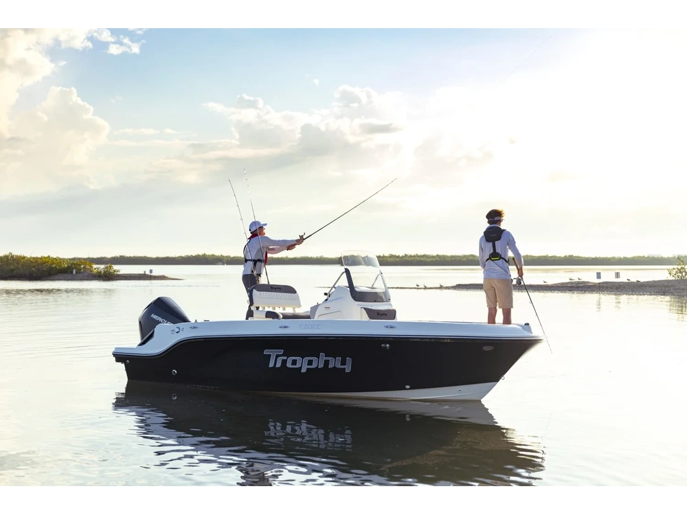 Bayliner T20CC T20CC Blue Hull Sides (White Bottom) 2025 alt