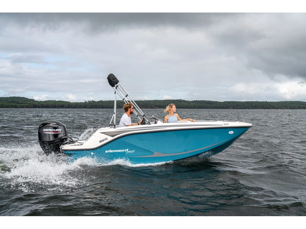 Bayliner M15 M15 Kingfisher Blue Hull 2025 alt