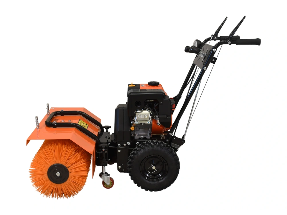 Ducar Brosse motorisée avec moteur hivernisé - 32 po (pour utilisation neige) Brosse motorisée avec moteur hivernisé - 32 po (pour utilisation neige) 2025 alt