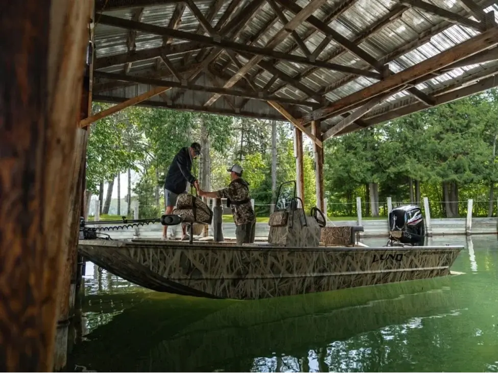 2025 Lund 1870 Predator CC