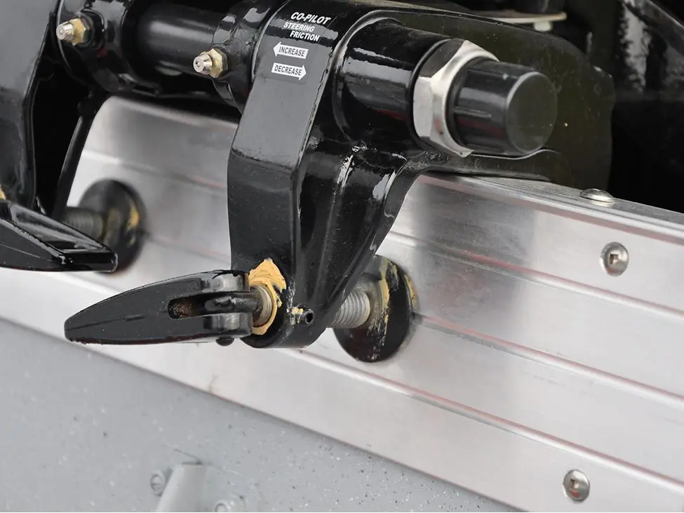 2025 Lund WC-16 Tiller