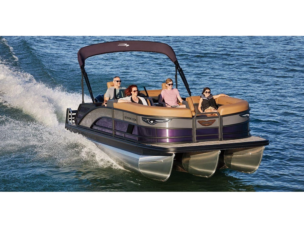 Bennington Marine M Line 22 M Fastback Quad Bench 2025 alt
