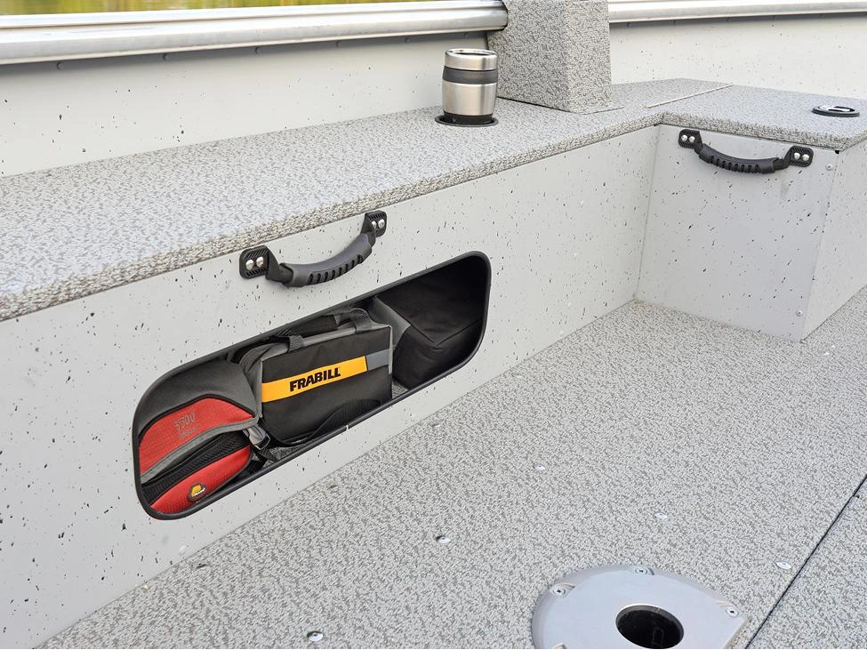 2025 Lund 1875 Alaskan 1875 Alaskan Tiller alt