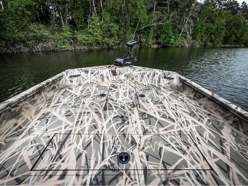 2025 Lund 2070 Predator SS