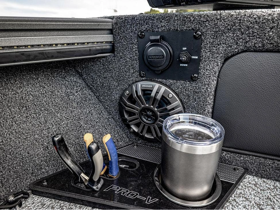 2025 Lund 1875 Pro-V 1875 Pro-V Sport alt