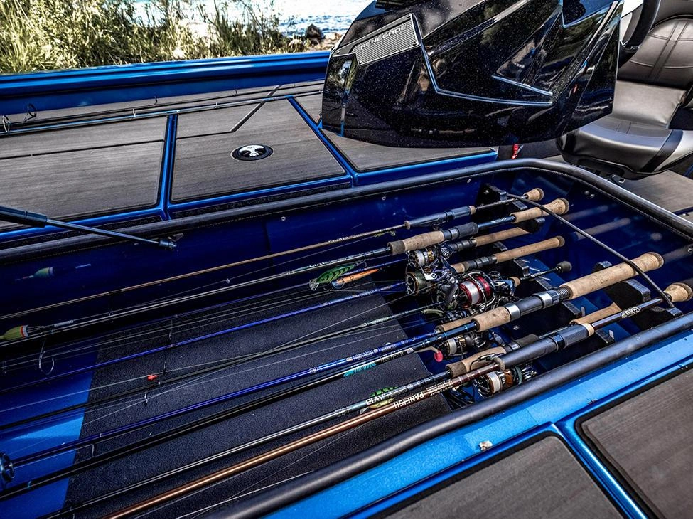 2025 Lund 1975 Renegade 1975 Renegade SS alt