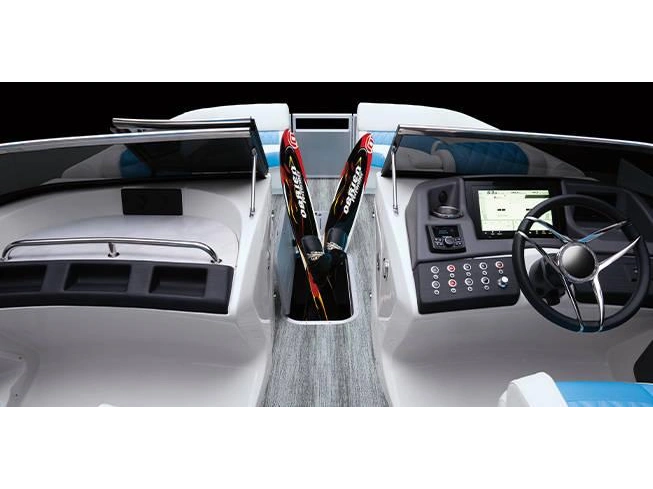 Bennington Marine R Line 23 R Quad Bench 2025 alt