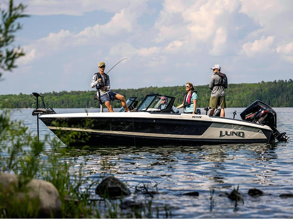 2025 Lund 202 Pro-V GL 202 Pro-V GL Sport alt